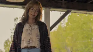 Задник к фильму "Everything