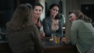 Задник к фильму "Дегустаторши" #607568