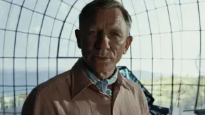 Задник к фильму "Достать ножи: Стеклянная луковица" #592483