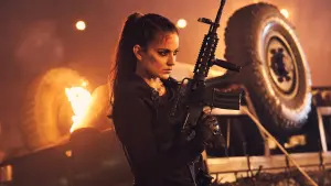 Задник к фильму "Непобедимая" #499453