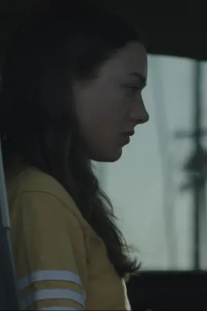 Постер к фильму "Пальмы и линии электропередач" #354698