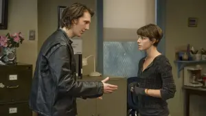 Задник к фильму "Быть Флинном" #459059