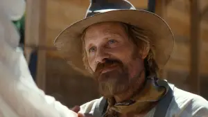 Задник к фильму "Мёртвые не причиняют боли" #684308