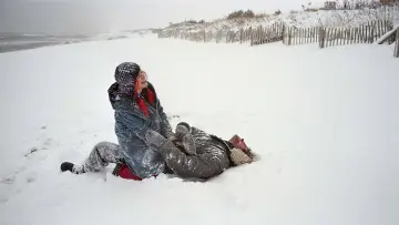 Задник к фильму "Вечное сияние чистого разума" #833463