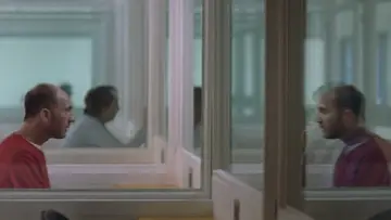 Задник к фильму "Поговори с ней" #985962