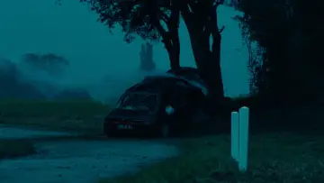 Задник к фильму "Три цвета: Синий" #729311