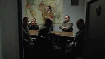 Задник к фильму "Бункер" #668149