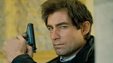 Задник к фильму "007: Искры из глаз" #282943