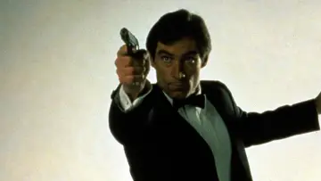 Задник к фильму "007: Искры из глаз" #282945