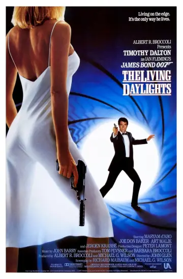 Постер к фильму "007: Искры из глаз" #637792