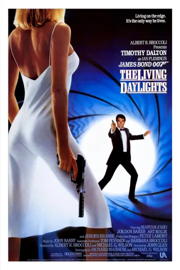 Постер к фильму "007: Искры из глаз" #637795