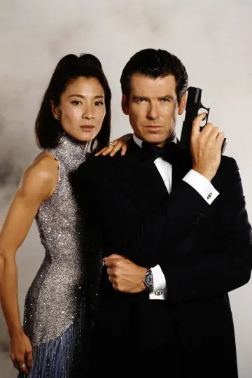 Постер к фильму "007: Завтра не умрёт никогда" #964910