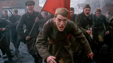 Задник к фильму "Враг у ворот" #217935