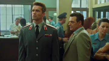 Задник к фильму "Красная жара" #1630456