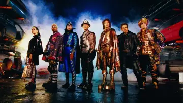 Задник к фильму "Таинственные люди" #375909