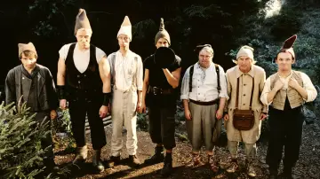 Задник к фильму "7 Zwerge - Der Wald ist nicht genug" #441411