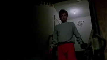 Задник к фильму "Кошмар на улице Вязов 2: Месть Фредди" #319665