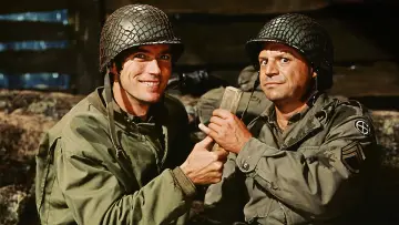 Задник к фильму "Герои Келли" #219620
