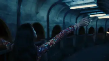 Задник к фильму "Миллениум Мамбо" #1020921