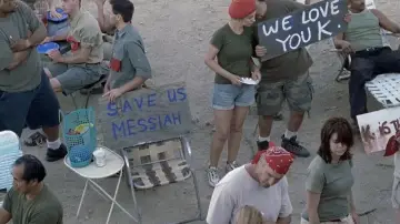 Задник к фильму "Самоубийцы: История любви" #993296