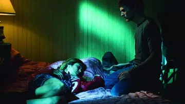 Задник к фильму "Пропащие ребята: Племя" #406698