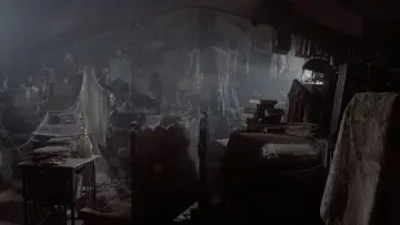 Задник к фильму "Цветы на чердаке" #428730
