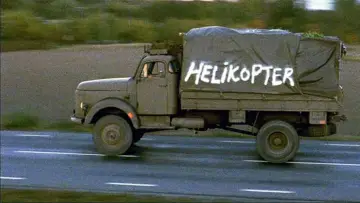 Задник к фильму "Repmånad eller Hur man gör pojkar av män" #1143112