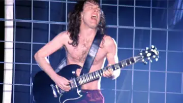 Задник к фильму "AC/DC: Live At Donington" #411844