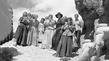 Задник к фильму "Westward the Women" #1064389