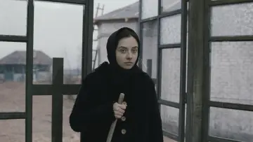 Задник к фильму "За холмами" #469121
