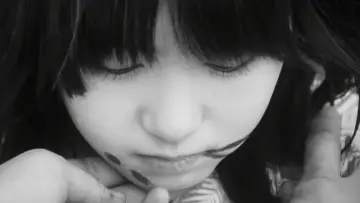 Задник к фильму "追悼のざわめき" #940831