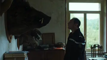 Задник к фильму "L