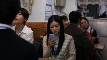 Задник к фильму "한국이 싫어서" #783555