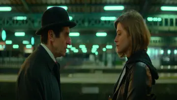 Задник к фильму "La muerte de un comediante" #781016