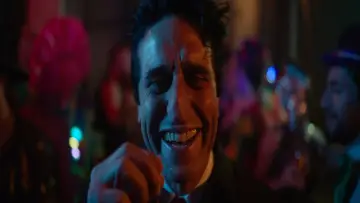 Задник к фильму "La muerte de un comediante" #781017