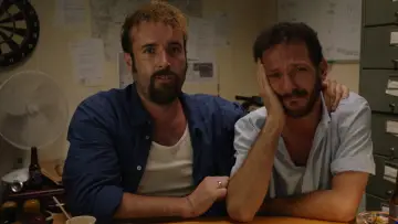 Задник к фильму "Les Pistolets en plastique" #944656