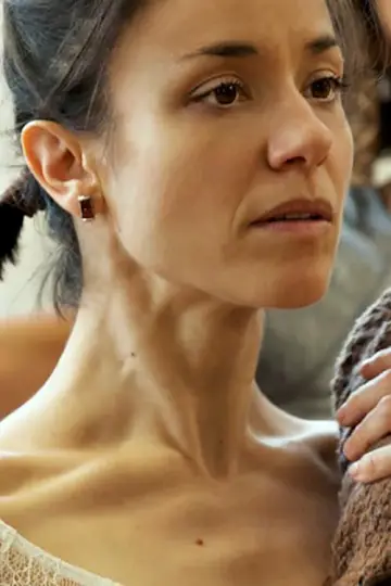Постер к фильму "Becoming Giulia" #198535