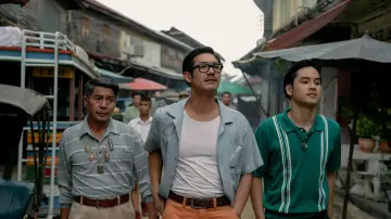 Задник к фильму "มนต์รักนักพากย์" #390632