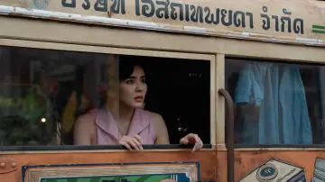 Задник к фильму "มนต์รักนักพากย์" #390633