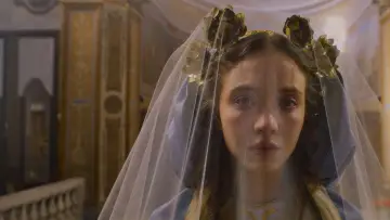 Задник к фильму "Омен. Непорочная" #453065