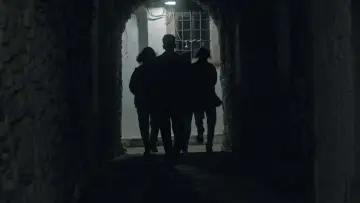 Задник к фильму "Άκουσέ Με" #410335