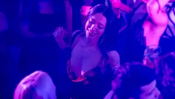 Задник к фильму "Анора" #547593