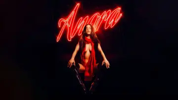 Задник к фильму "Анора" #767859