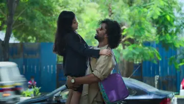 Задник к фильму "హాయ్ నాన్న" #373744
