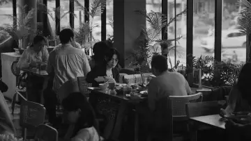 Задник к фильму "Jatuh Cinta Seperti di Film-Film" #1073588