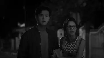 Задник к фильму "Jatuh Cinta Seperti di Film-Film" #1073597