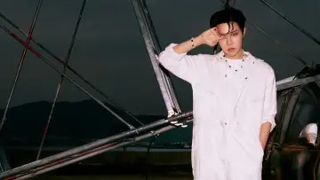 Задник к фильму "j-hope IN THE BOX" #919320