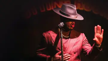 Задник к фильму "Soul of a Nation Presents: Black in Vegas" #1691728