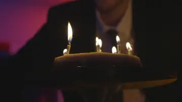 Задник к фильму "Birthday Complex" #1632435