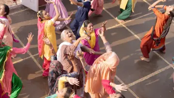 Задник к фильму "अमर सिंह चमकीला" #439660
